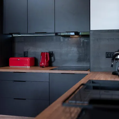 Apartment Aparts4u - Kras B307 Z Prywatnym Jacuzzi, Antresola I Widokiem Na Gory