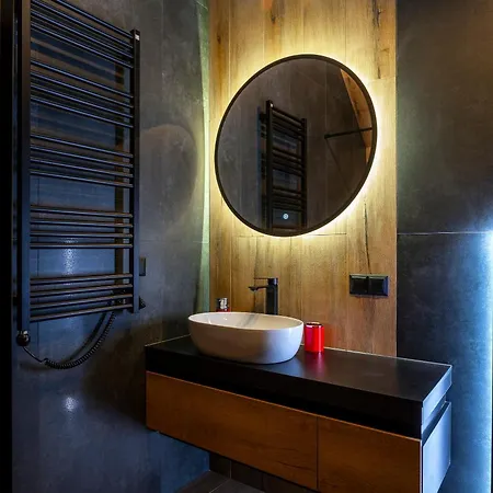 Apartment Aparts4u - Kras B307 Z Prywatnym Jacuzzi, Antresola I Widokiem Na Gory